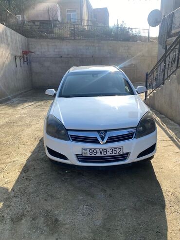 Opel: Opel Astra: 1.3 l | 2007 il 248000 km Universal — 1