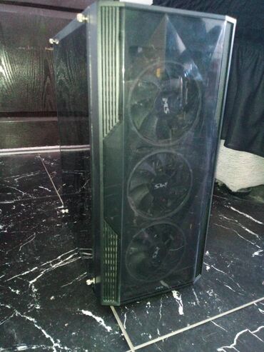 Desktop računari i radne stanice: I7 Svetleci Gejmer Top--Klasican SVETLECI Gejmer . U pitanju je — 8