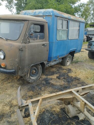 УАЗ: УАЗ 452 Buhanka: 1982 г., 2.4 л, Механика, Бензин, Внедорожник — 3