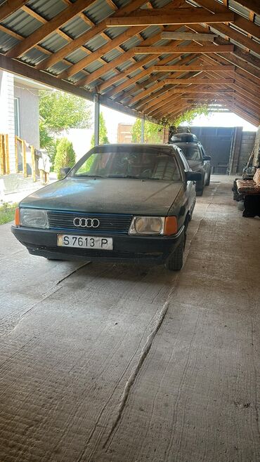 авто бу в рассрочку от частного лица: Audi 100: 1984 г., 2.3 л, Механика, Бензин, Седан