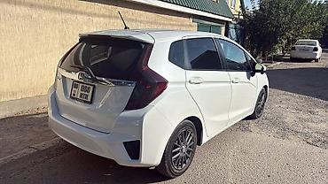 фе: Honda Fit: 2016 г., 1.5 л, Автомат, Бензин, Хэтчбэк — 4