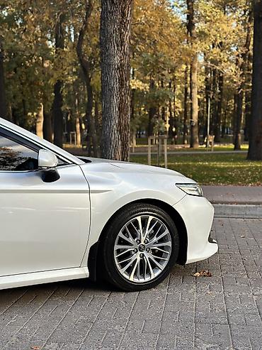 camry 2020: Toyota Camry: 2018 г., Автомат, Бензин, Седан — 9