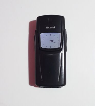 Nokia: Nokia 8, Düyməli