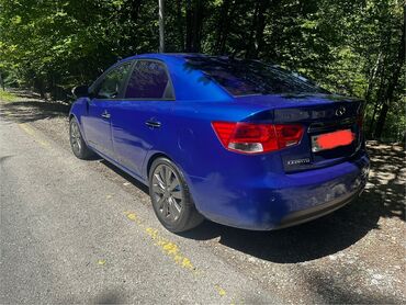 Kia: Kia Cerato: 2 l | 2009 il Sedan — 10