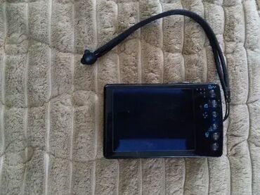 Fotoaparati: 1. Canon Power shot A620- ispravan 2. Canon Power shot A640- — 15