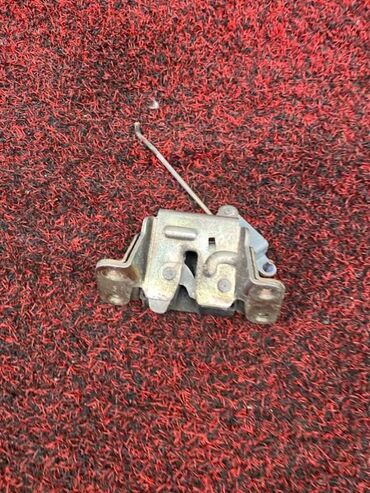 запчасти для хонда степ рф 1: Замок багажника HONDA Stepwgn RF1 B20B 1997 (б/у) КУЗОВНЫЕ ДЕТАЛИ -