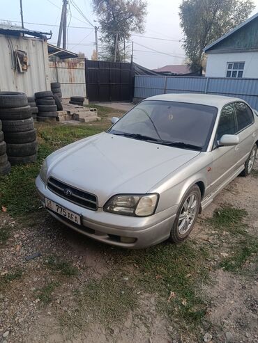экскаватор каматсу: Subaru : 2002 г., 2 л, Автомат, Бензин