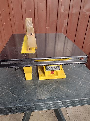 Cirkulari: Stoni cirkular 700 W - Cirkular donešen iz Nemačke modelMANNESMANN na lalafo.rs — 1 Cirkulari: Stoni cirkular 700 W - Cirkular donešen iz Nemačke modelMANNESMANN — 1