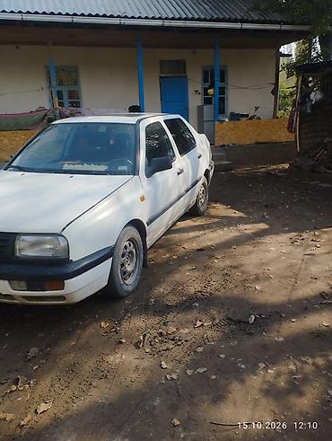 битый соната: Volkswagen Vento: 1994 г., 1.8 л, Механика, Бензин, Седан — 5