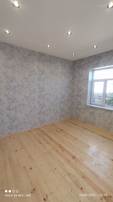 Həyət evləri və villaların satışı: Satılır: Binə Sovxozda 160 marşurutunun son dayanacağına yaxın həyət — 10