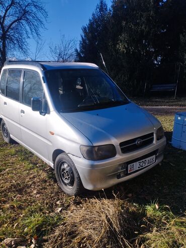 трактор 892 2: Daihatsu Move: 2002 г., 1 л, Механика, Бензин, Минивэн