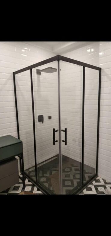 Duş kabinaları, arakəsmələr: Yeni Arakəsmə, Pulsuz çatdırılma — 19