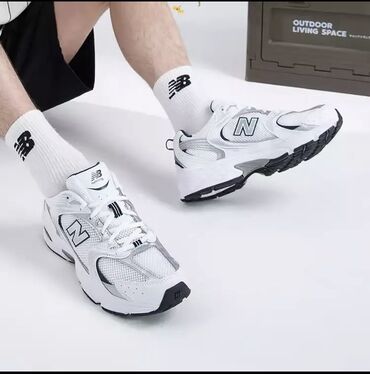 Кроссовки и спортивная обувь: New balance 530 на заказ
Original 100%
inst @cocona_kg