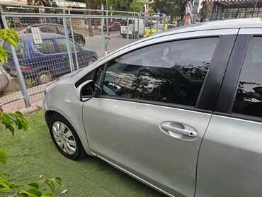 Toyota: Toyota Yaris: 1.3 l. | 2009 έ. Χάτσμπακ — 4