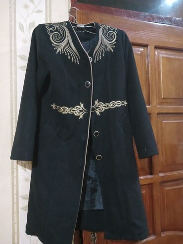 zhenskie kozhanye palto: Пальто L (EU 40)