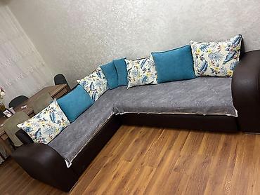*ZB* *DIVAN* Qiymət *150 AZN* ünvan Bakıxanov