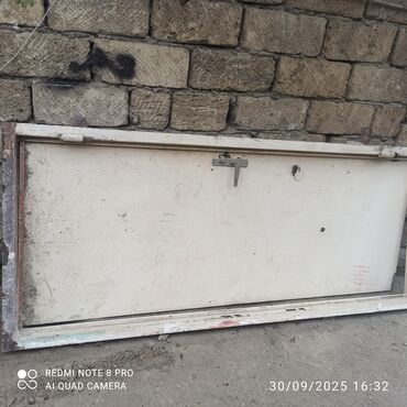 калон кардани кер дар шароити хона: Metall qapı paneli və çərçivəsi - Material: metal korpus, möhkəm
