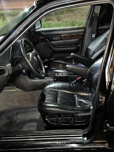ауди а6 с4 1: BMW 5 series: 1991 г., 2.5 л, Кол менен иштөөчү, Бензин, Седан — 10