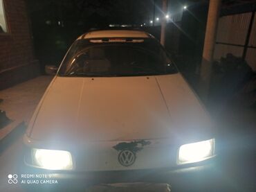 машина passat: Volkswagen Passat: 1989 г., 1.8 л, Механика, Бензин, Универсал
