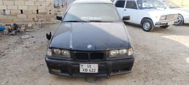 BMW: BMW 318: 1.8 l | 1992 il Sedan