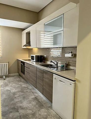 centr park: 3 комнаты, Бишкек Парк ТРЦ Агентство недвижимости, Можно с животными, от 6 месяцев, С мебелью полностью — 9
