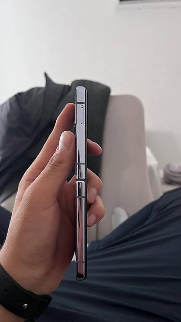 asus sonicmaster i5: Складной смартфон Samsung Galaxy Z Flip в лавандовом цвете — 3