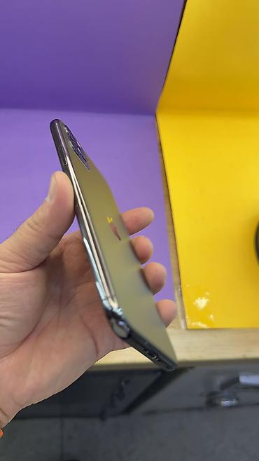 Apple iPhone: IPhone 11 Pro Max, Б/у, 256 ГБ, 81 % — 12
