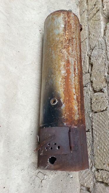 Напольные покрытия: Məhsul: Metall soba/kamin üçün duman borusu və külxana hissəli hissə