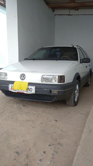 митсубиси спейк стар: Volkswagen Passat: 1991 г., 2 л, Механика, Бензин, Универсал