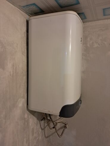 ремонт мелкой бытовой техники: Divizion Diri-Diri (DD) markalı divar tipli su qızdırıcısı/boiler
