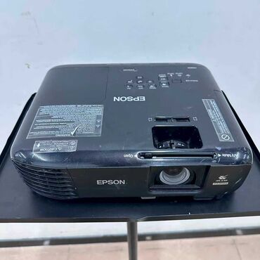 Proyektorlar: İşlənmiş Proyektor Epson, Ödənişli çatdırılma — 46