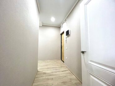 панельные дома: 1 бөлмө, 44 кв. м, 106-серия, 2 кабат, Дизайнердик ремонт