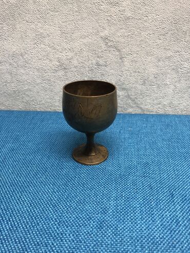 Sikkələr: Antik Latun Nelbeki ve murebbe qabi qiymet 1 eded ucun . 3 eded var — 18