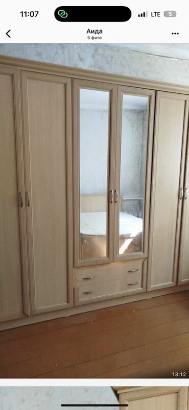шкаф купе для прихожей с зеркалом: Кийим салуучу шкаф, Түз
