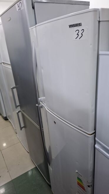 Paltaryuyan maşınlar: Toshiba iki qapılı soyuducu - Rəng: ağ - Üst kamera – soyuducu, alt