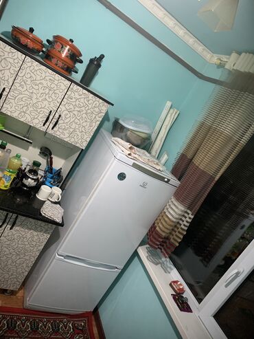купить дом в селе: 2 бөлмө, Менчик ээси, Чогуу жашоосу жок, Жарым -жартылай эмереги бар