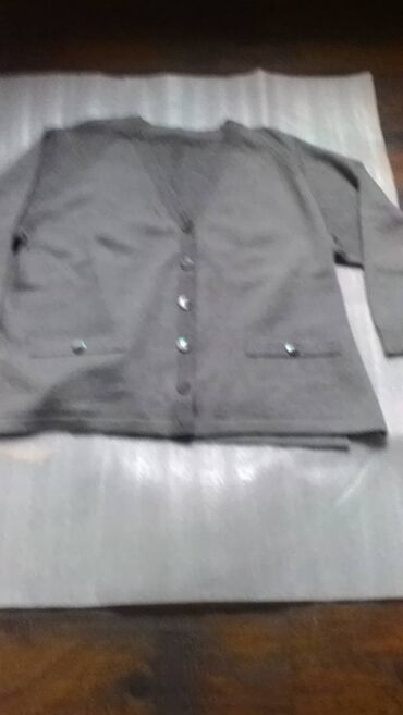 Ostala ženska odeća: Dve pune kese odeće xxl veličina za samo 300 dibara. jakna, košulje na lalafo.rs — 13 Ostala ženska odeća: Dve pune kese odeće xxl veličina za samo 300 dibara. jakna, košulje — 13