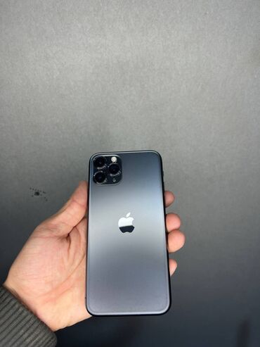 Apple iPhone: IPhone 11 Pro, Б/у, 64 ГБ, Black Titanium, Зарядное устройство, 65 %