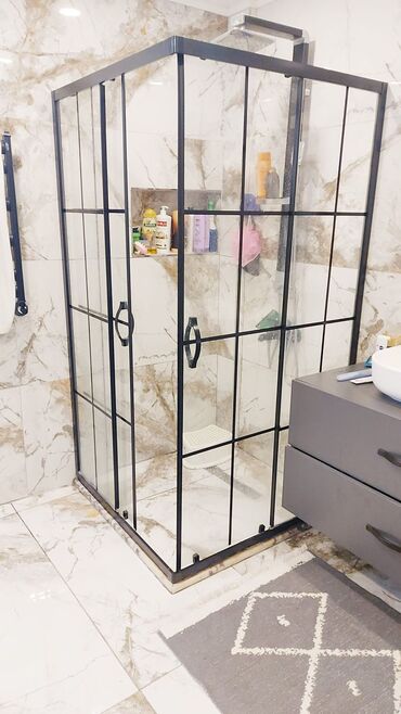 Duş kabinaları, arakəsmələr: Yeni Arakəsmə, Künc üçün, Ünvandan götürmə, Pulsuz çatdırılma — 5