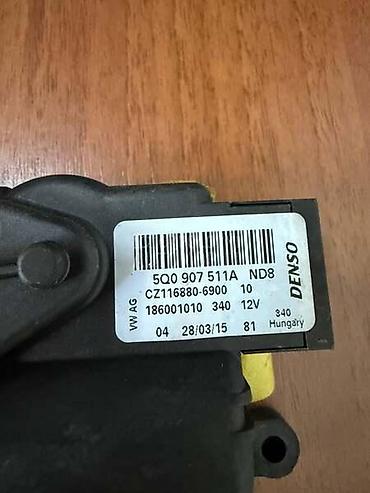 svetleci znak vw: MOTOR KLAPNE KLIME ZA VOLKSWAGEN GOLF 7 - 5Q0907511A | Motor klapne — 2