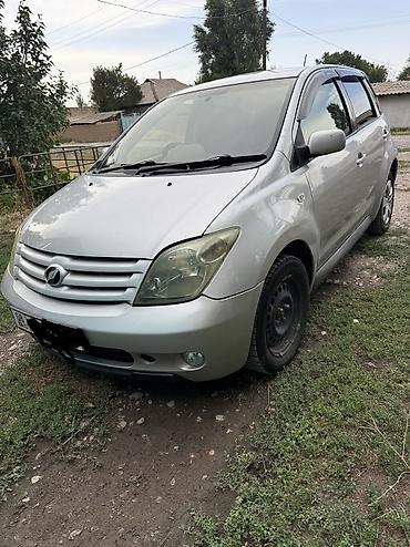 215 65 16 с: Компактный 5‑дверный хэтчбек/минивэн серебристого цвета. Практичный — 4