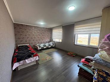 Посуточная аренда домов: Сдаю в аренду просторный дом с современной кухней-гостиной. - Кухня — 16