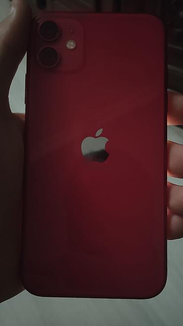 apple macbook: IPhone 11, Qırmızı, Simsiz şarj — 2