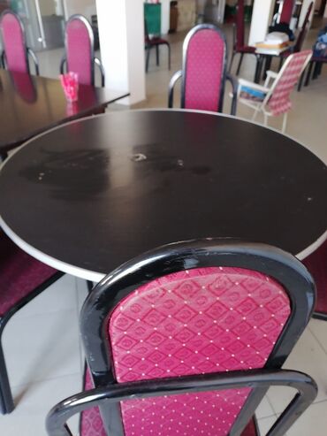 Setovi stolova i stolica: Okrugli kafe/ugostiteljski sto sa metalnom bazom + stolice - Sto — 3