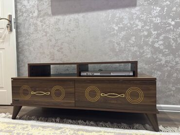 mebel yağı: Saloglu tv alti agir qalin materyal teze kimi 109 ekran polni yerlewir