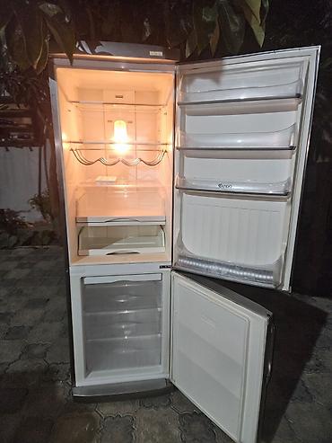 satfinder satisi: Ardo ikikameralı soyuducu - Rəng: metalik (inox görünüşlü) - Yuxarıda — 1