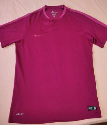 sorc i majica komplet muski: Men's T-shirt Nike, M (EU 38)