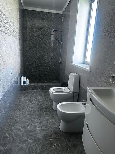 Продажа коттеджей и домов: Продается просторный дом с двумя этажами, расположенный на участке с — 5