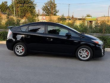 Toyota: Toyota Prius: 1.8 l | 2010 il Hetçbek — 4