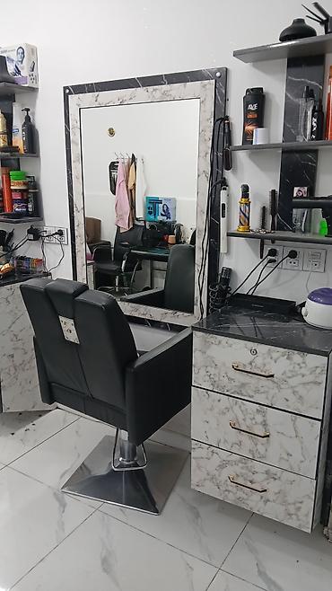 gozəllik salonu mebel: Salam salonda 3 stol var biri bosdur icareye verilir unvan Abşeron — 1